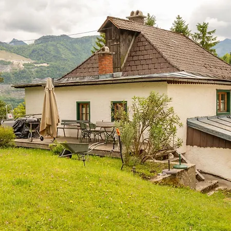 Ferienhaus Charmantes Am Berg Ebensee